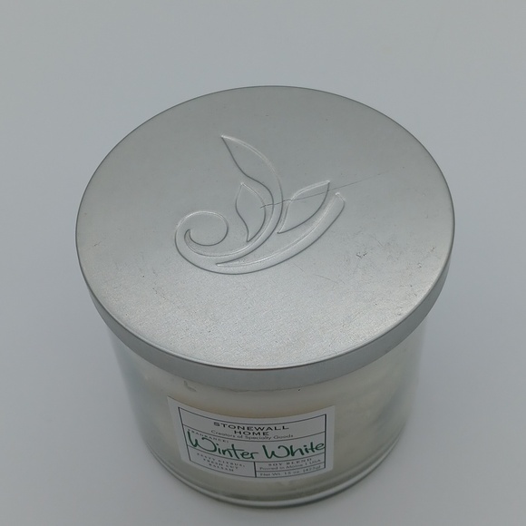 🌟 NEW Stonewall Home Winter White Candle - Picture 3 of 5
